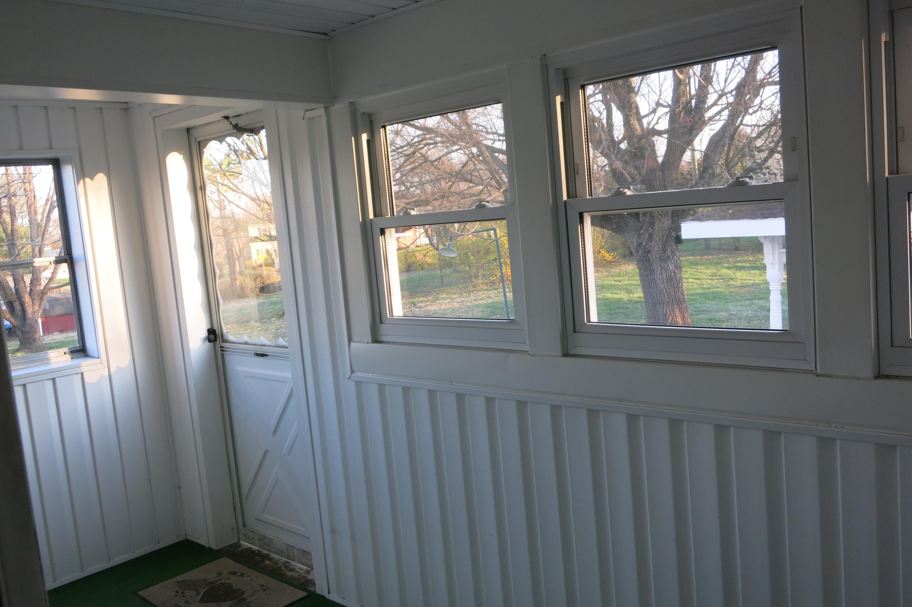 7808 Barrens Road Roanoke, VA 24019 - Photo 20 of 26 Back Porch