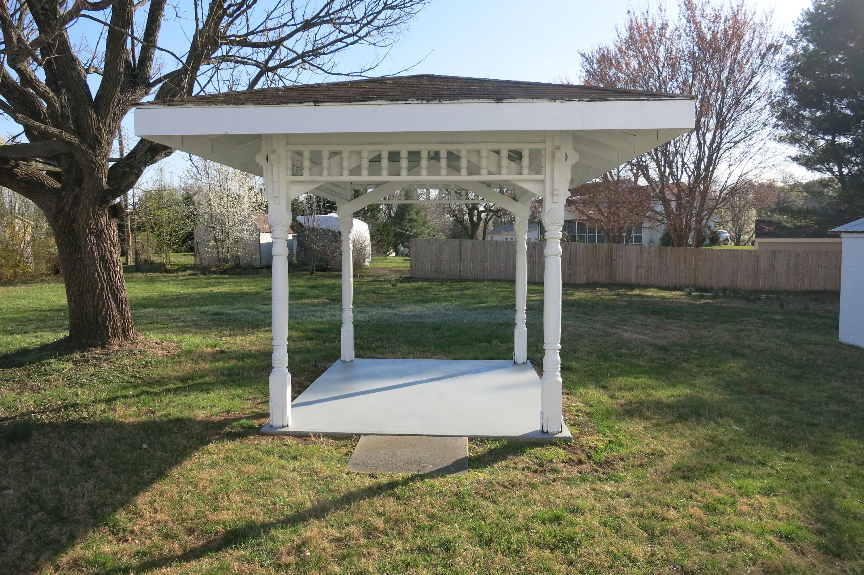 7808 Barrens Road Roanoke, VA 24019 - Photo 9 of 26 Gazebo