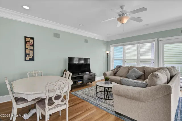 $2,200 | 1315 Bowfin Lane, Unit 2, Carolina Beach, NC 28428