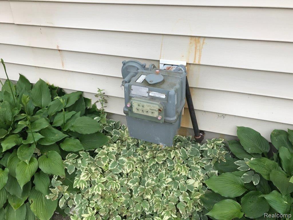 1604 Farnsworth Road Lapeer, MI 48446 - Photo 30 of 30 513CF771-5BB9-4F56-ABE1-2971BDB83860.JPG