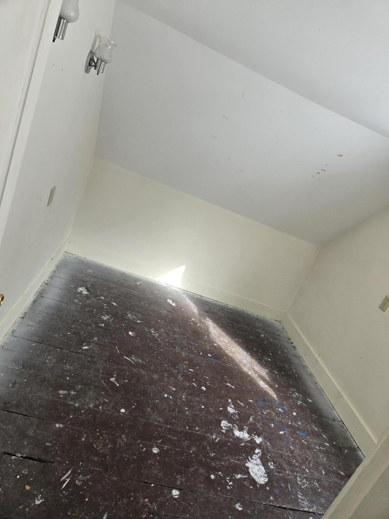 111 Prospect Street Dexter, ME 04930 - Photo 7 of 16 1000008486