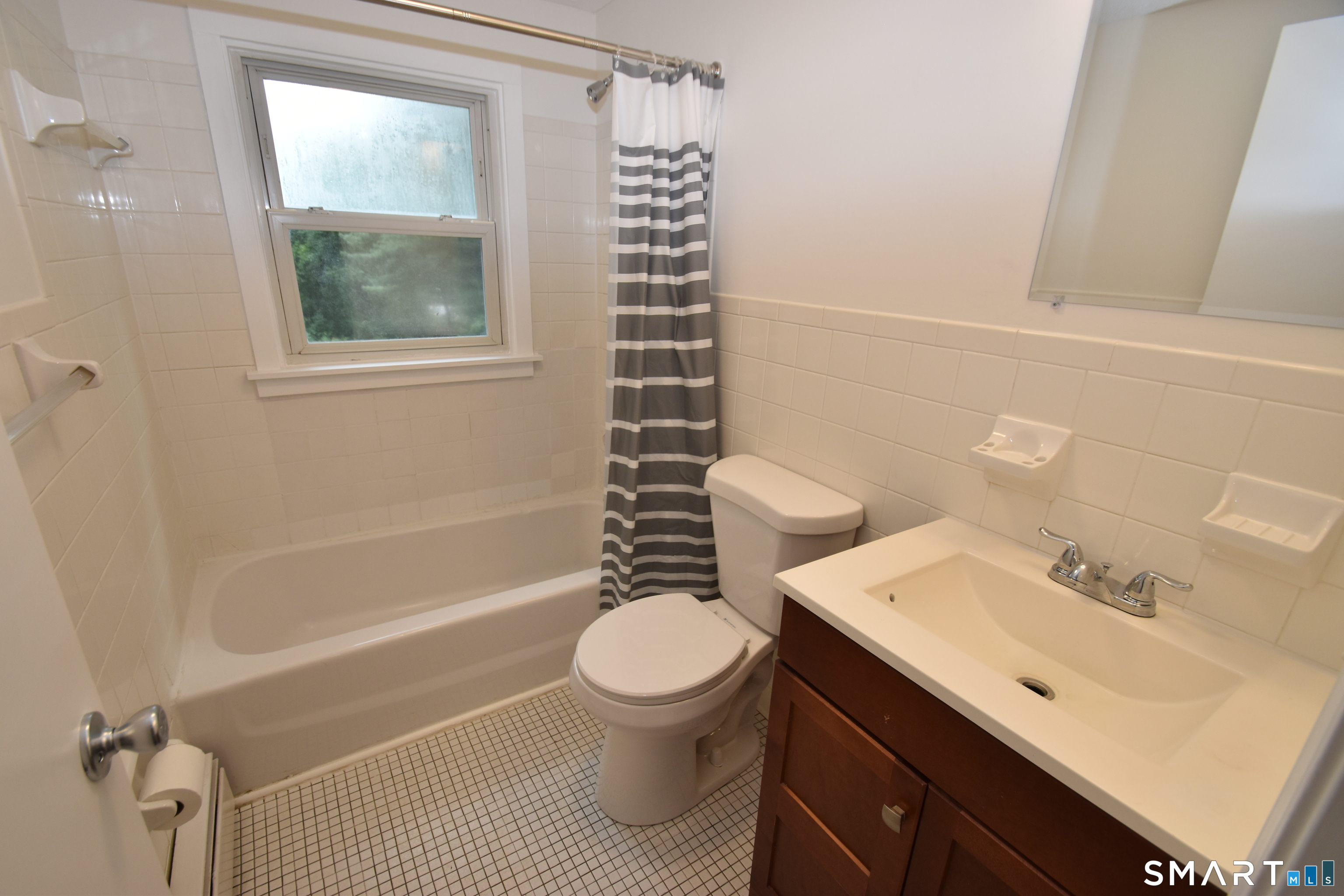 28 Hickory Road Colchester, CT 06415 - Photo 14 of 21 Gallery Image 14