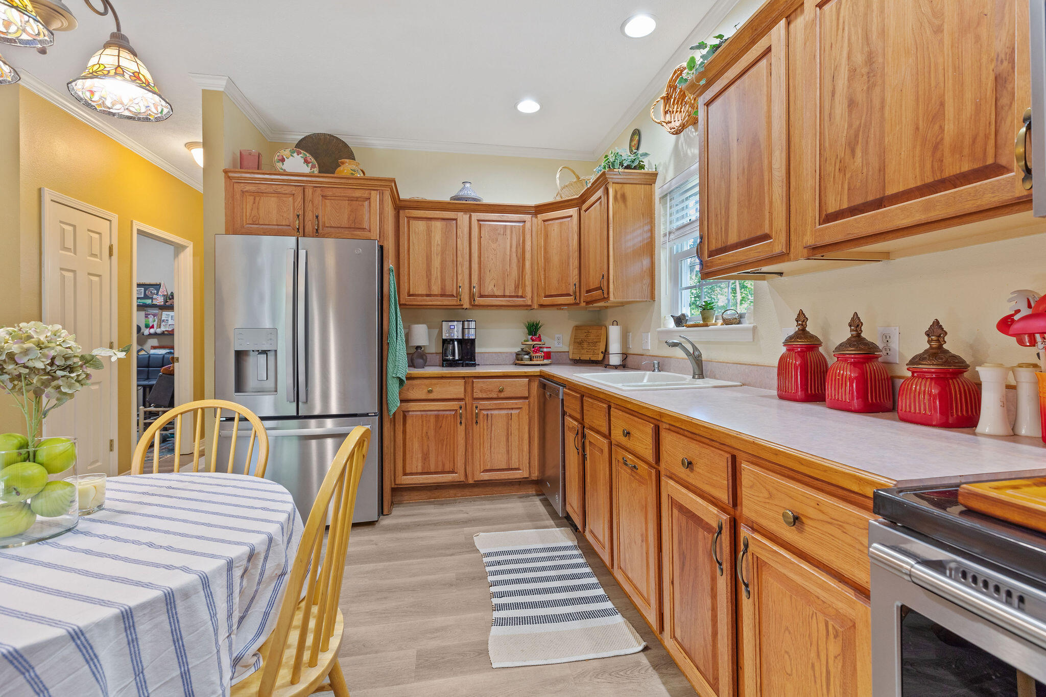 299 River Point Road Hollister, MO 65672 - Photo 12 of 34 Kitchen Dining Combo