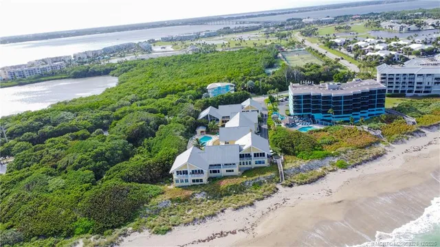 $8,900 | 245 Northeast MacArthur Boulevard, Unit 12, Stuart, FL 34996