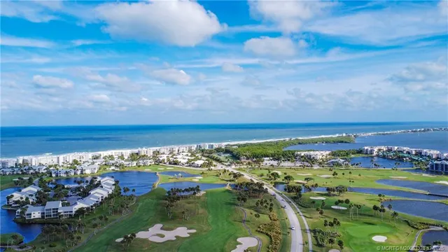 $8,900 | 245 Northeast MacArthur Boulevard, Unit 12, Stuart, FL 34996