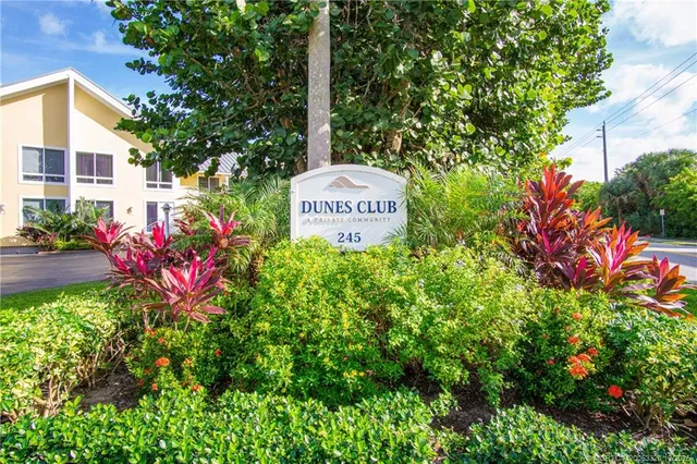 $8,900 | 245 Northeast MacArthur Boulevard, Unit 12, Stuart, FL 34996