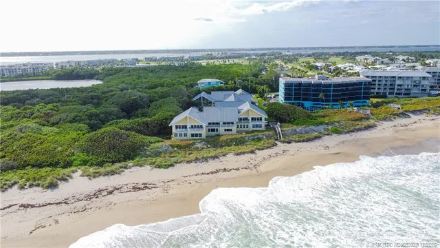 $8,900 | 245 Northeast MacArthur Boulevard, Unit 12, Stuart, FL 34996