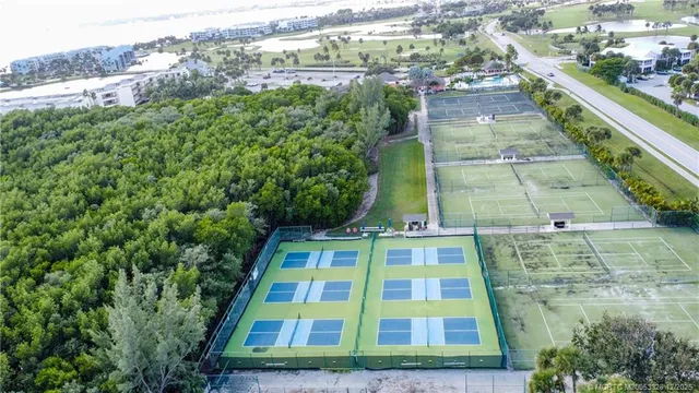 $8,900 | 245 Northeast MacArthur Boulevard, Unit 12, Stuart, FL 34996