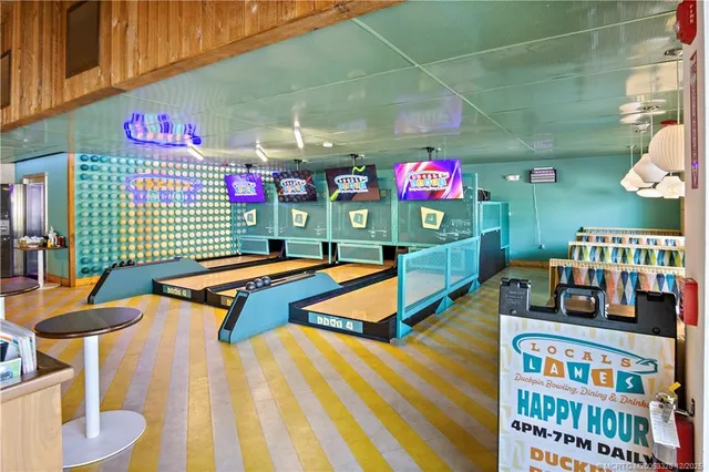 $8,900 | 245 Northeast MacArthur Boulevard, Unit 12, Stuart, FL 34996