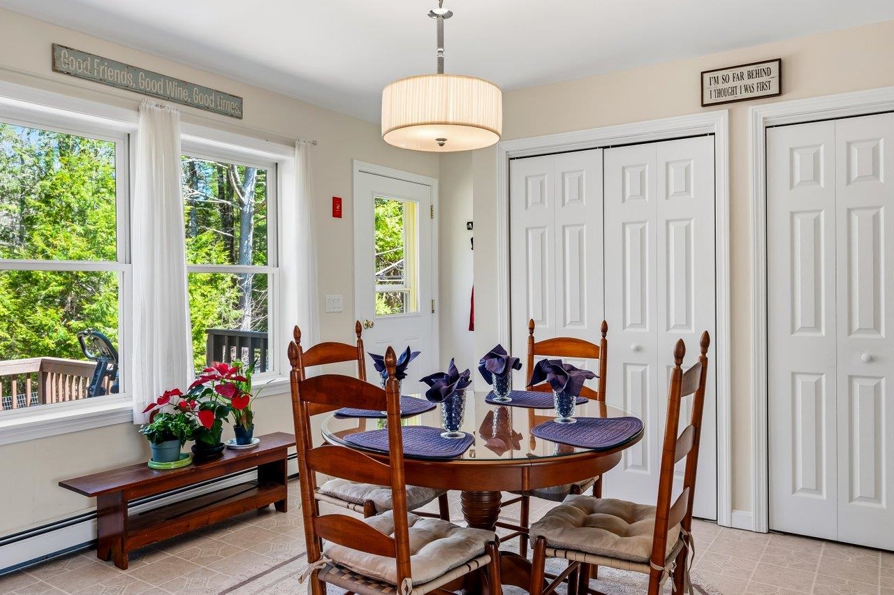 345 Stage Road Nottingham, NH 03290 - Photo 6 of 18