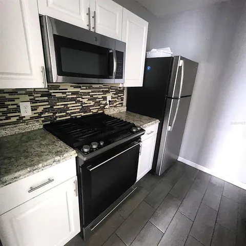 $1,400 | 2040 San Marcos Drive Southeast, Unit 105, Winter Haven, FL 33880