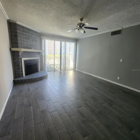 $1,400 | 2040 San Marcos Drive Southeast, Unit 105, Winter Haven, FL 33880