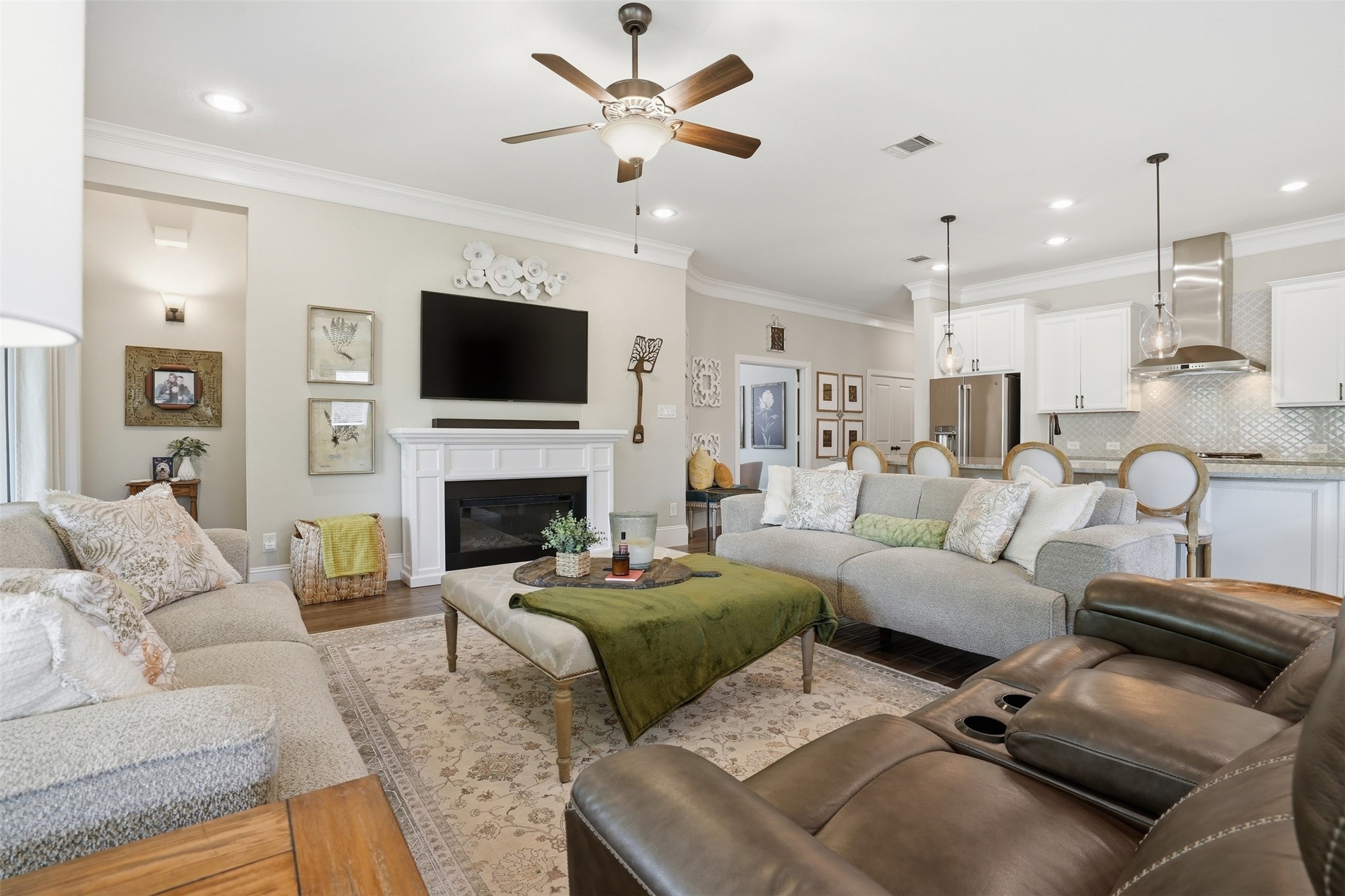 31246 Crescent Timbers Lane Spring, TX 77386 - Photo 9 of 43