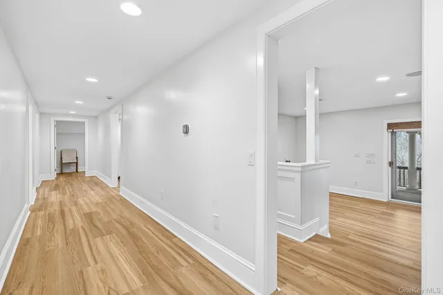 $2,390,000 | 6 Eaton Lane, Scarsdale, NY 10583