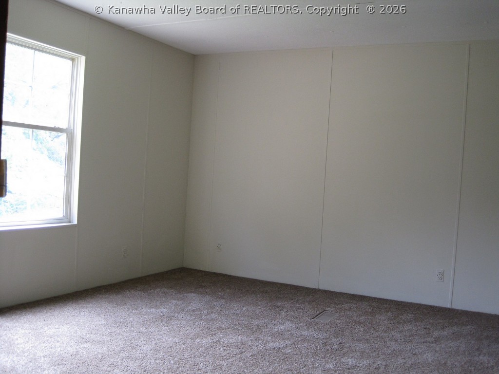 37 Dry Branch Road Gallagher, WV 25083 - Photo 7 of 8 Gallery Image 7