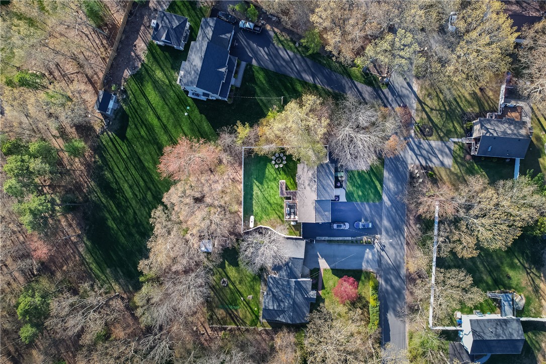 136 Bishop Hill Road Johnston, RI 02919 - Photo 7 of 29