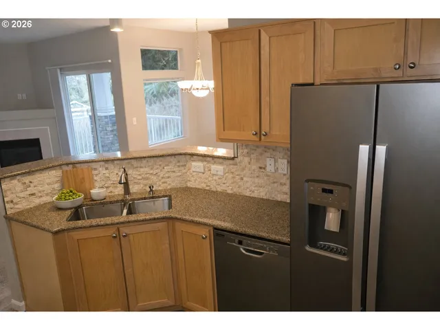 $309,000 | 14735 Southwest Beard Road, Unit 102, Beaverton, OR 97007