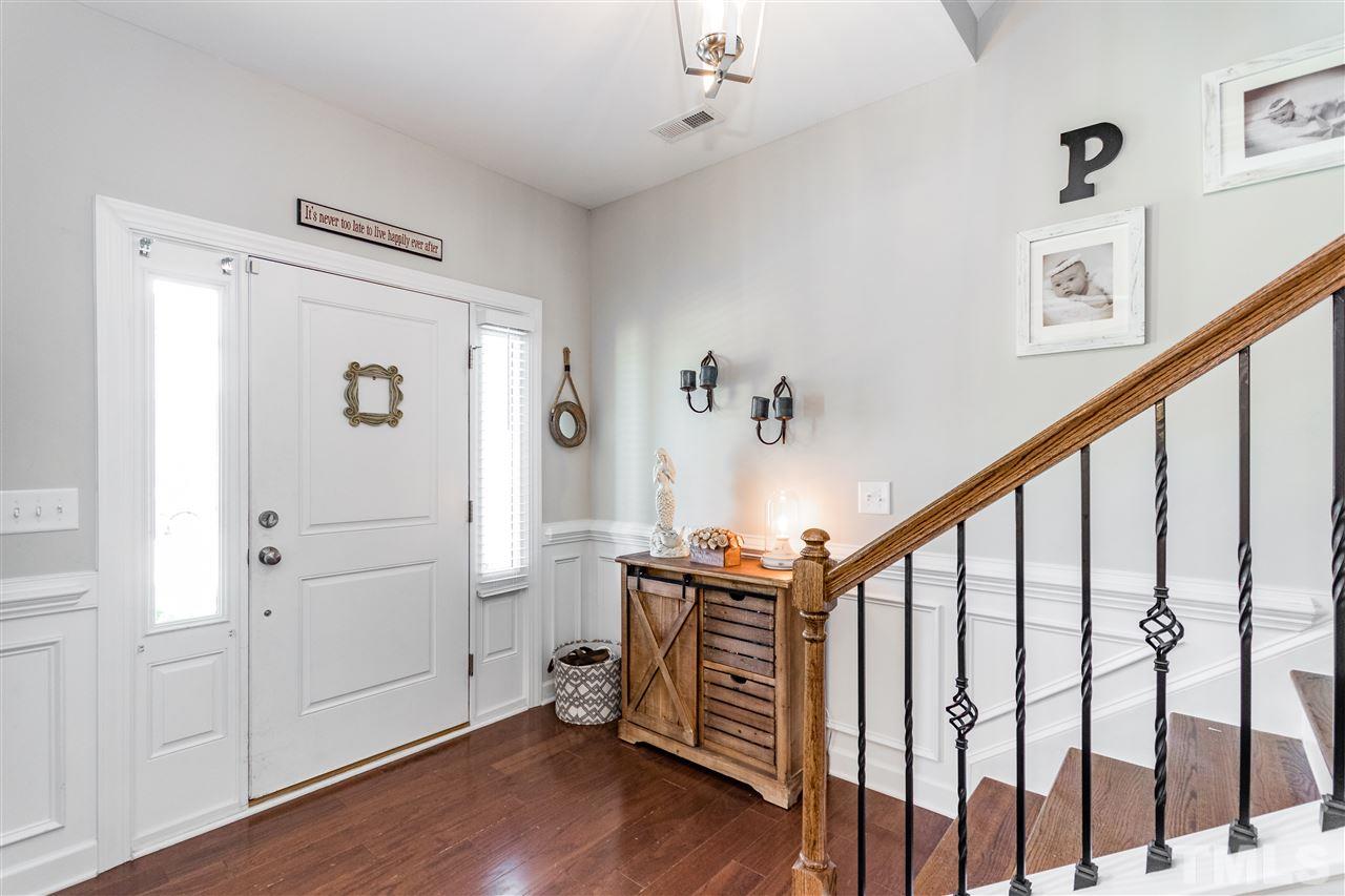 501 Quartz Valley Way Fuquay-Varina, NC 27526 - Photo 4 of 30