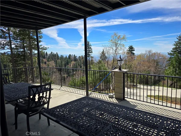 $1,299,500 | 30461 Live Oak Drive, Running Springs, CA 92382