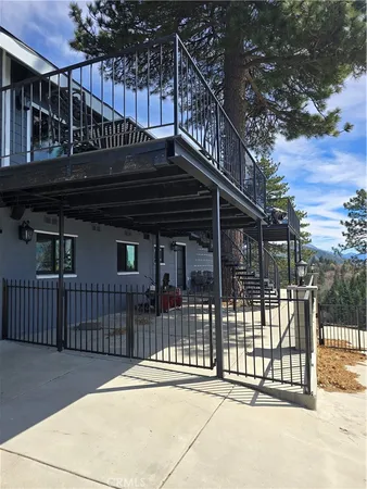 $1,299,500 | 30461 Live Oak Drive, Running Springs, CA 92382