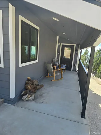 $1,299,500 | 30461 Live Oak Drive, Running Springs, CA 92382