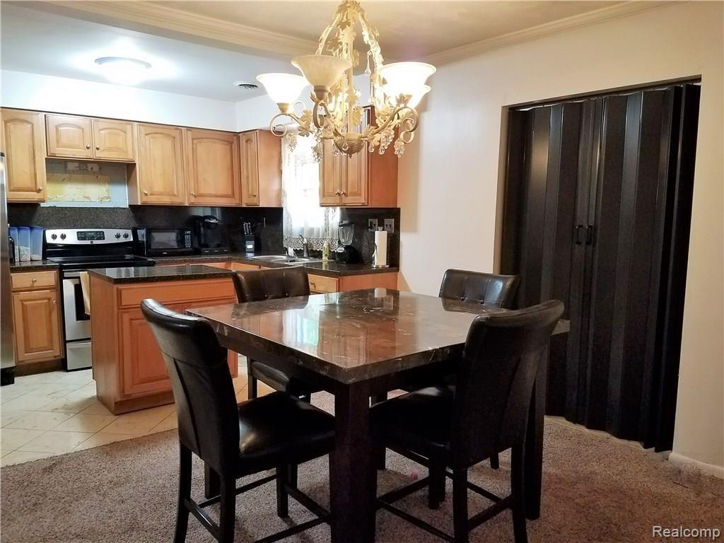 17985 Savage Road Belleville, MI 48111 - Photo 6 of 21