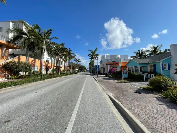 $5,500 | 154 Northeast 5th Avenue, Delray Beach, FL 33483