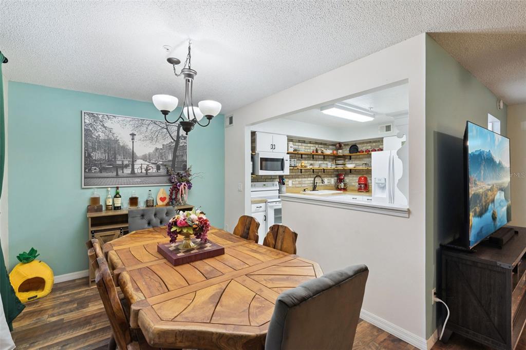 5271 Whitstable Way, Unit 2504 Orlando, FL 32812 - Photo 9 of 25