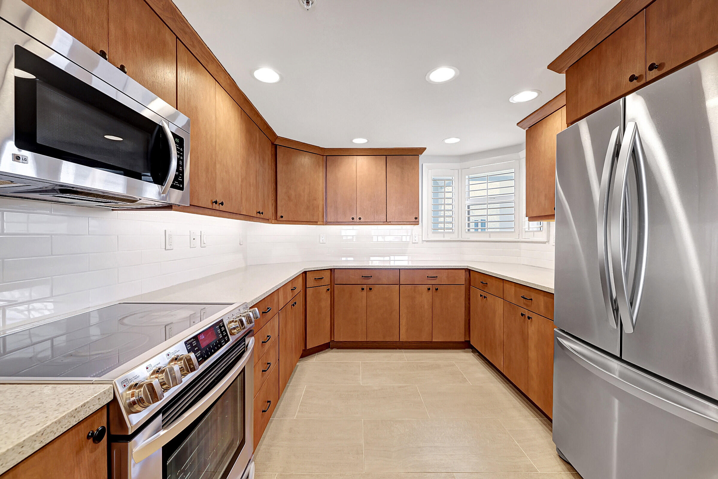 579 Northeast Plantation Road, Unit S408 Jensen Beach, FL 34957 - Photo 10 of 35 22_632a2805