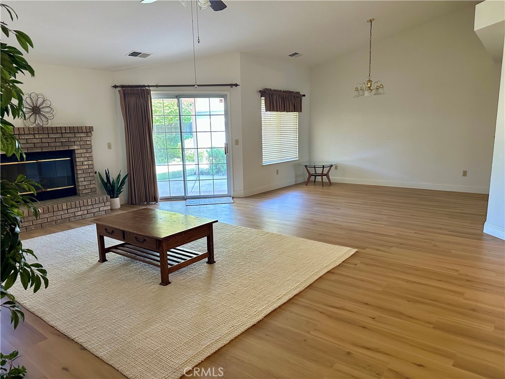1033 Deerfield Court Merced, CA 95340 - Photo 10 of 30