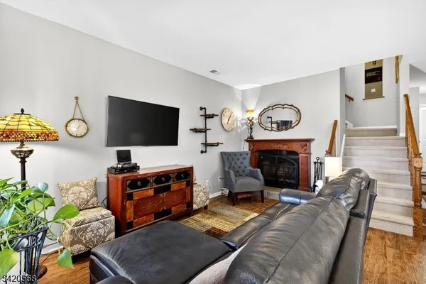 $479,900 | 48 Academy Court, Bedminster, NJ 07921