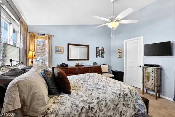 $479,900 | 48 Academy Court, Bedminster, NJ 07921