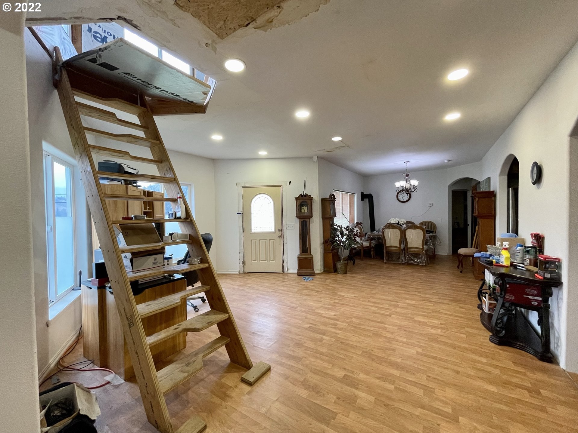 66325 North Bay Road North Bend, OR 97459 - Photo 9 of 31 a view of a room with gym equipment
