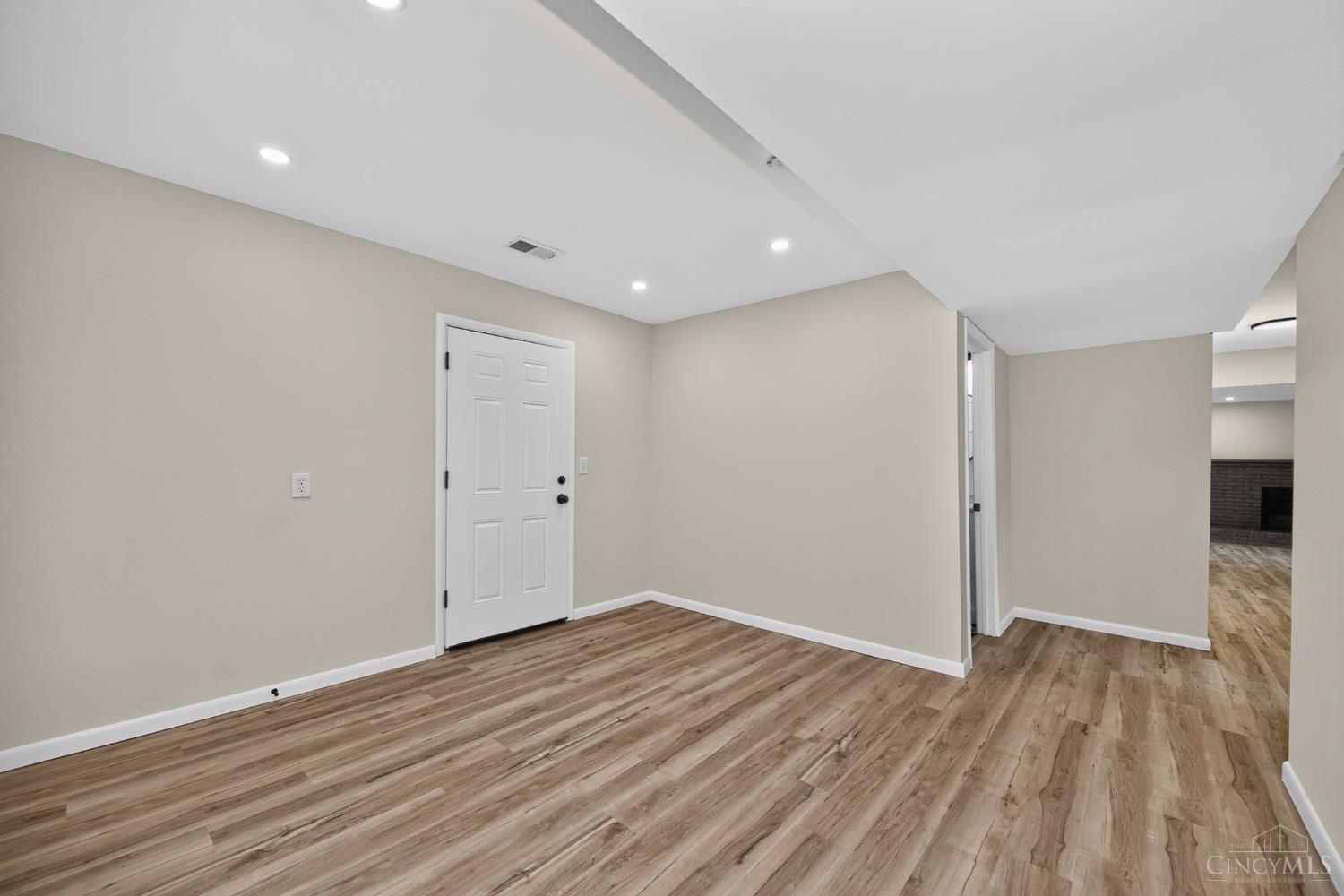 4074 East Kemper Road Sharonville, OH 45241 - Photo 29 of 51