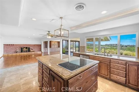 $12,000 | 7 San Mateo Way, Corona del Mar, CA 92625