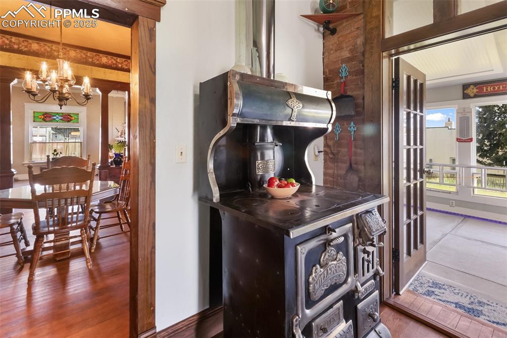 119 South 3rd Street Victor, CO 80860 - Photo 11 of 38 a utility room with dryer and washer