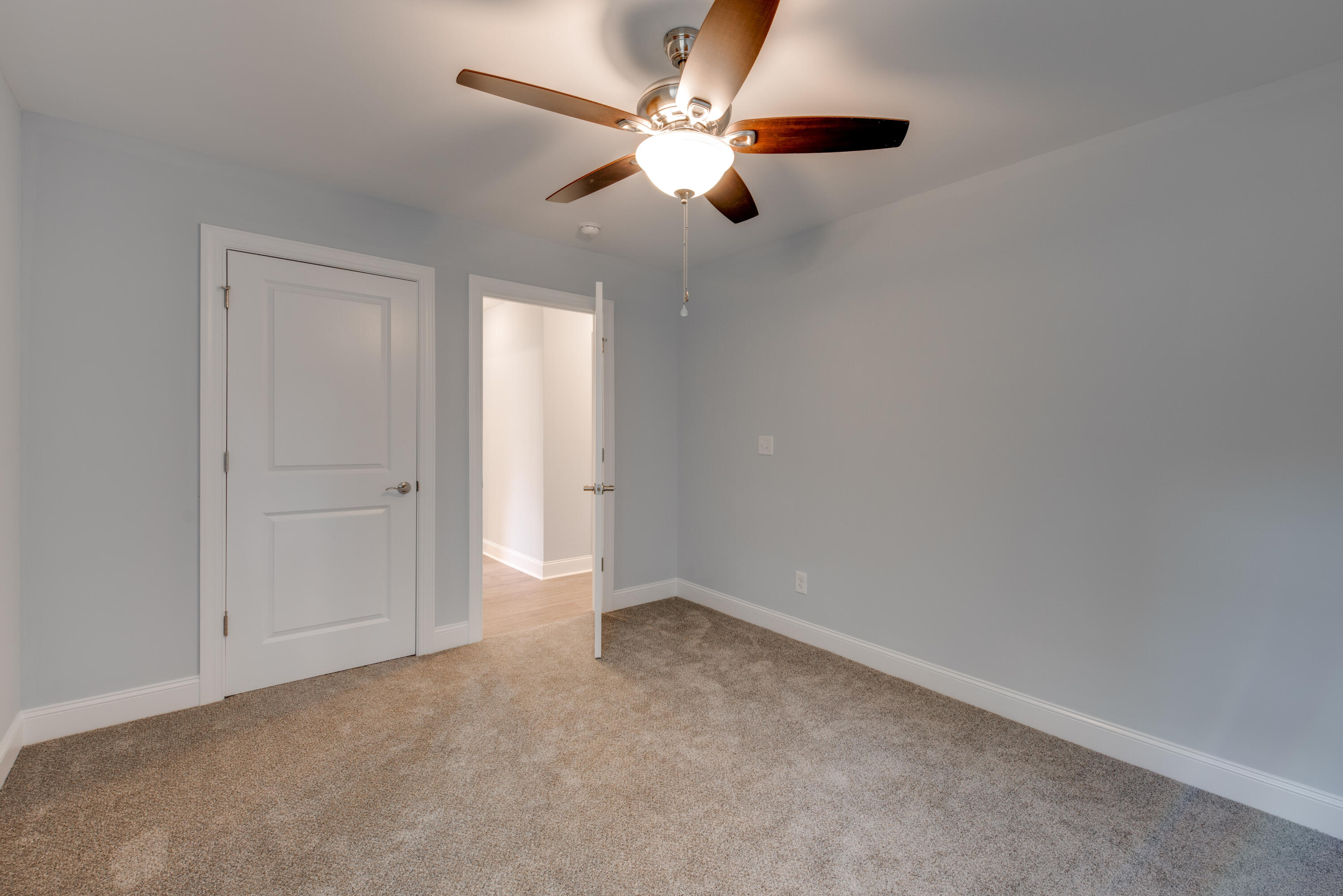 414 Forrest Road Fort Oglethorpe, GA 30742 - Photo 25 of 36 DSC_5860