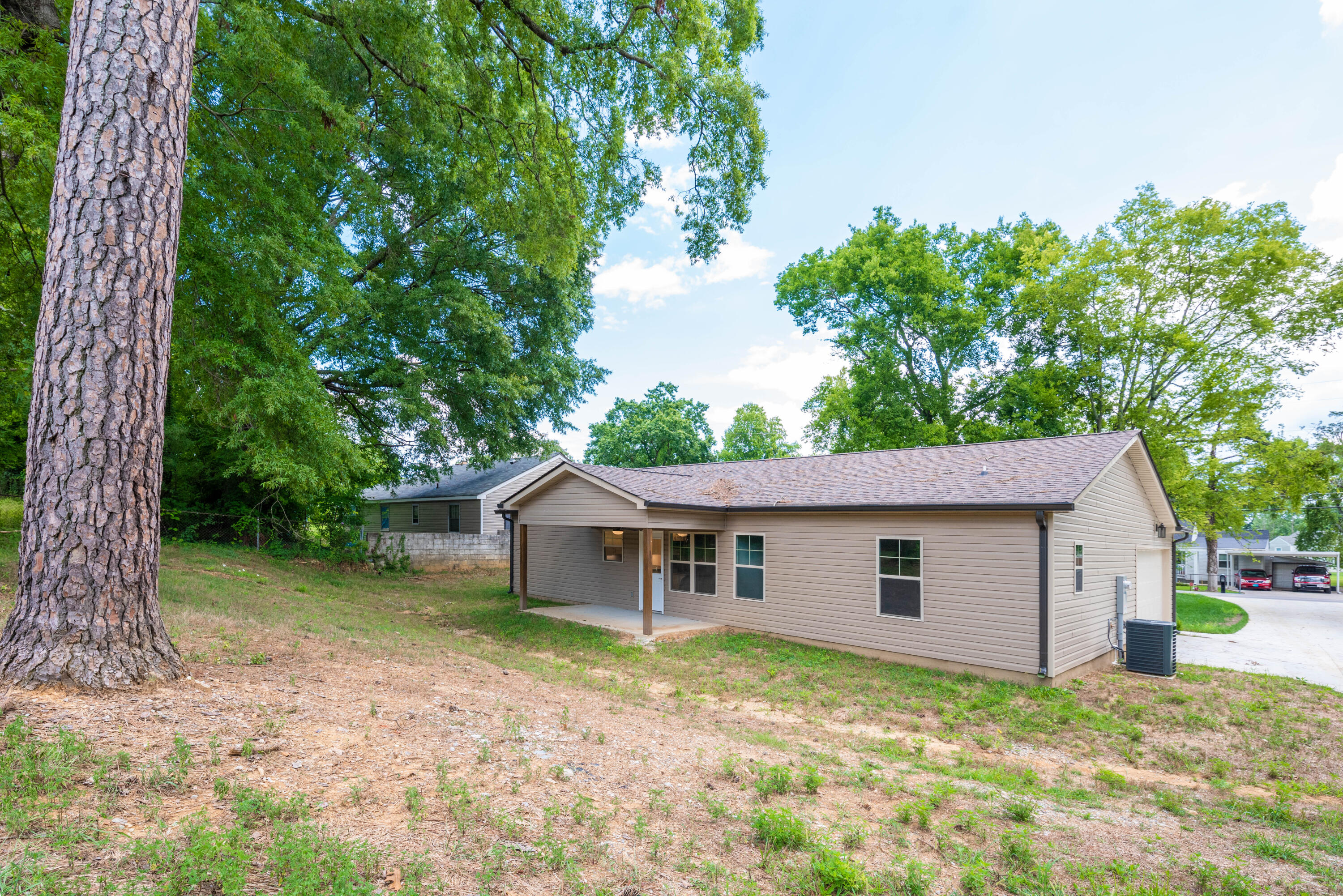 414 Forrest Road Fort Oglethorpe, GA 30742 - Photo 35 of 36 DSC_5878