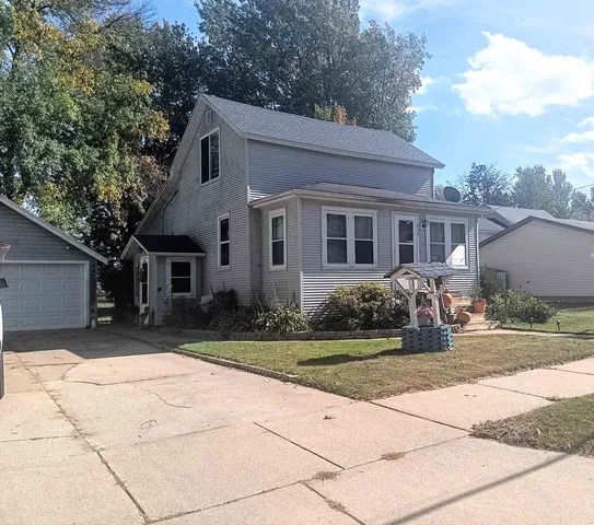 $144,900 | 414 North Lafayette Street, Shawano, WI 54166