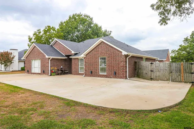$2,750 | 10523 County Road 35, Tyler, TX 75706