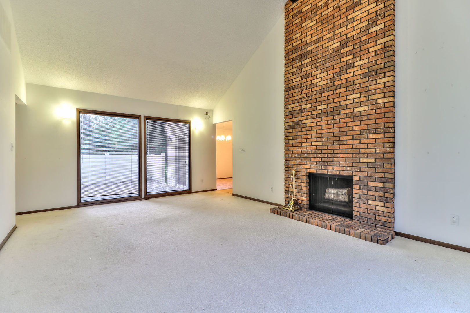 814 Phoenix Drive Champaign, IL 61820 - Photo 5 of 29