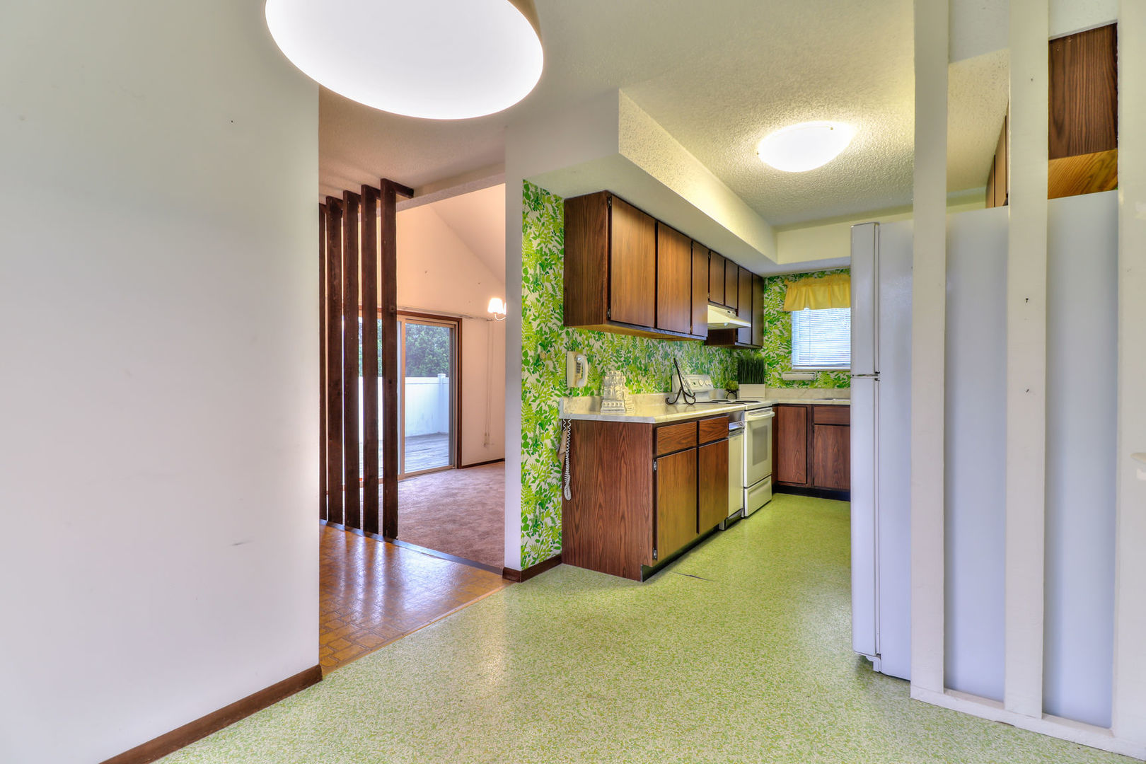 814 Phoenix Drive Champaign, IL 61820 - Photo 8 of 29