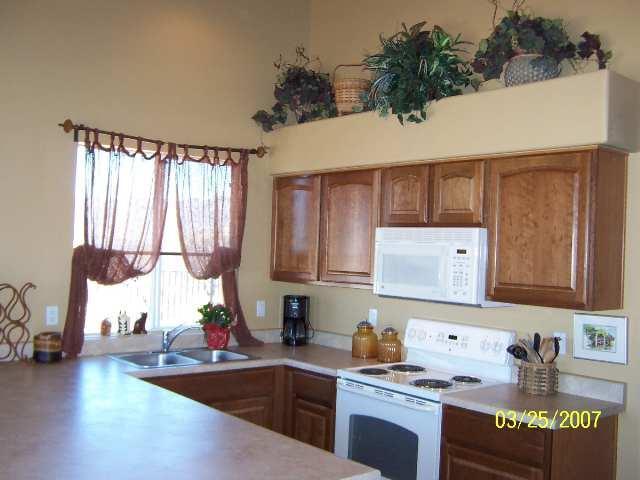 626 Camino Arviso Rio Rico, AZ 85648 - Photo 4 of 9