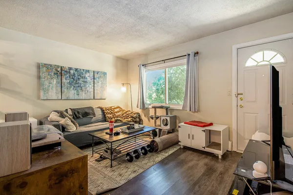 $375,000 | 2219-2221 Dexter Avenue, Ann Arbor, MI 48103