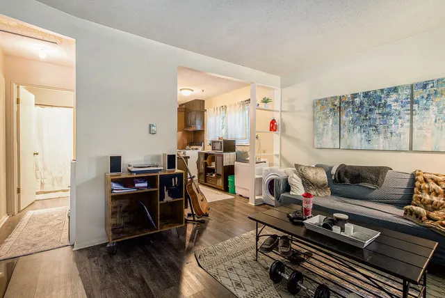 $375,000 | 2219-2221 Dexter Avenue, Ann Arbor, MI 48103