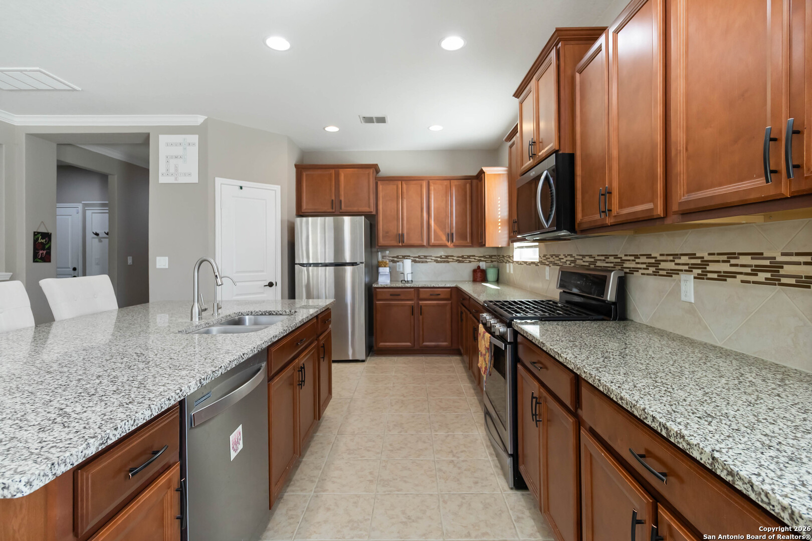 11235 Rock Daisy Helotes, TX 78023 - Photo 11 of 44