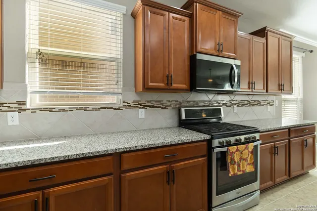 $585,000 | 11235 Rock Daisy, Helotes, TX 78023