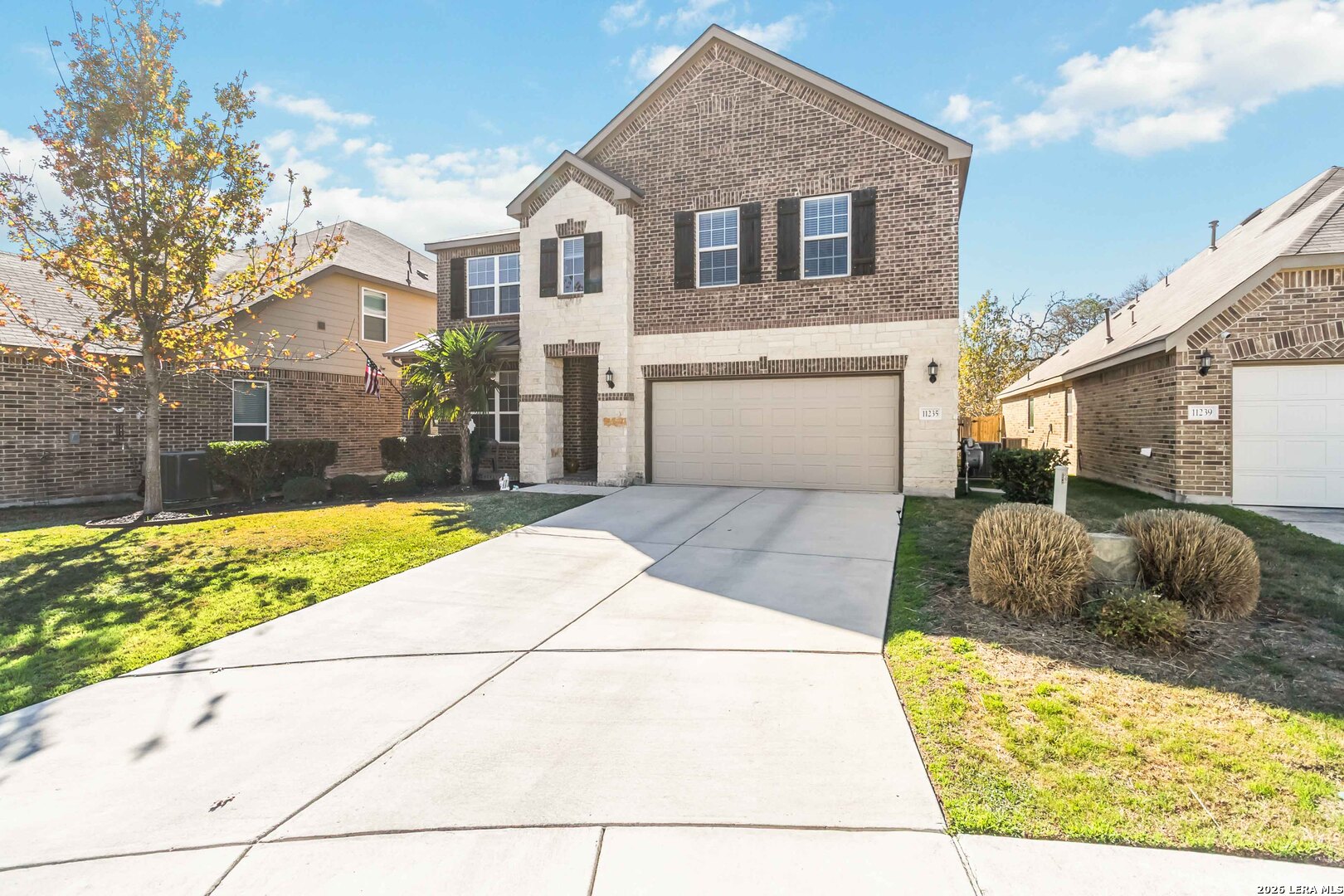 11235 Rock Daisy Helotes, TX 78023 - Photo 2 of 44