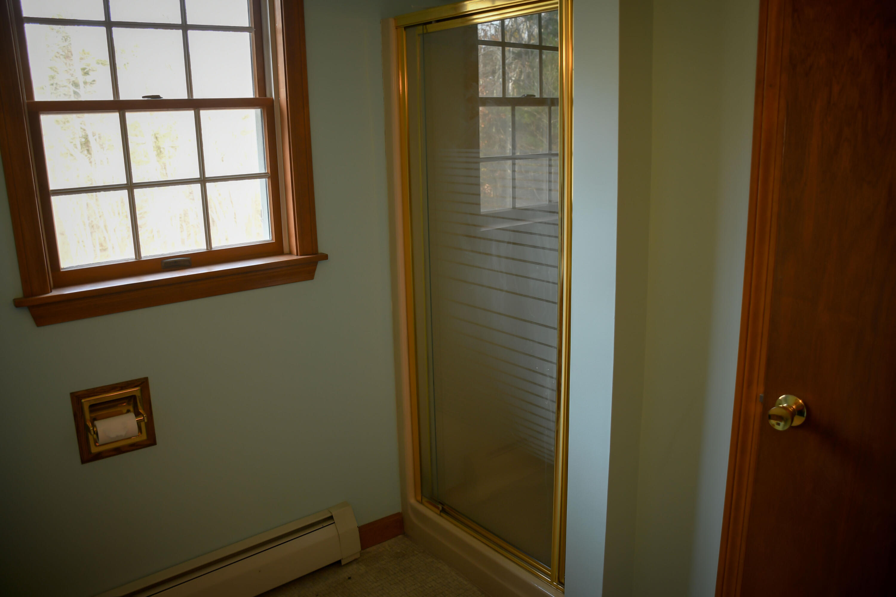 369 Country Club Road Sanford, ME 04073 - Photo 24 of 36 2nd floor bathroom-2
