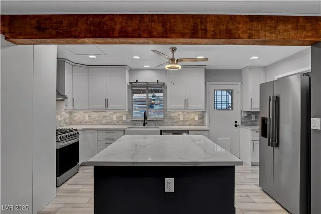 $2,500 | 443 National Street, Henderson, NV 89015